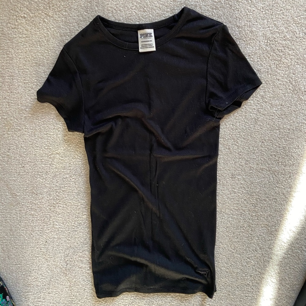 Victoria’s Secret Pink t shirt